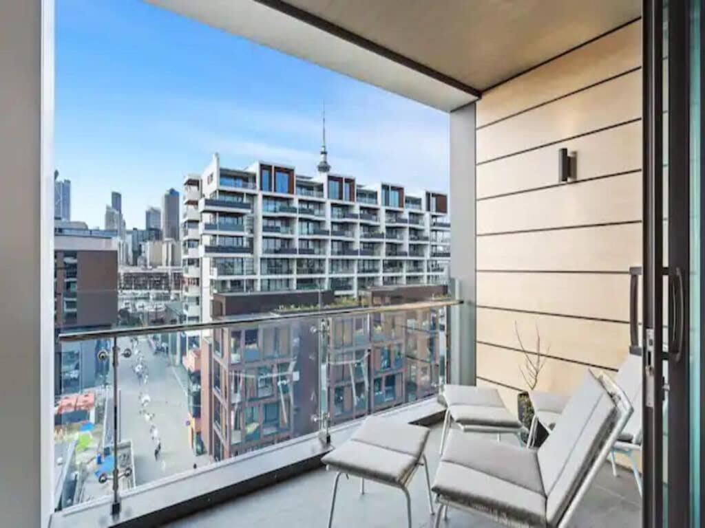 Modern One Bedroom Apartment In Wynyard Quarter Auckland Exterior photo